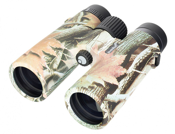 Бинокль Levenhuk Camo Rind 10x42 с сеткой: 10x увеличение, roof-призмы, BK-7 оптика, влагозащита IP67